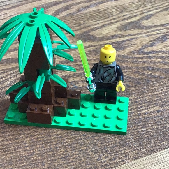 Lego Speeder Bikes 7128 - Picture 5 of 6